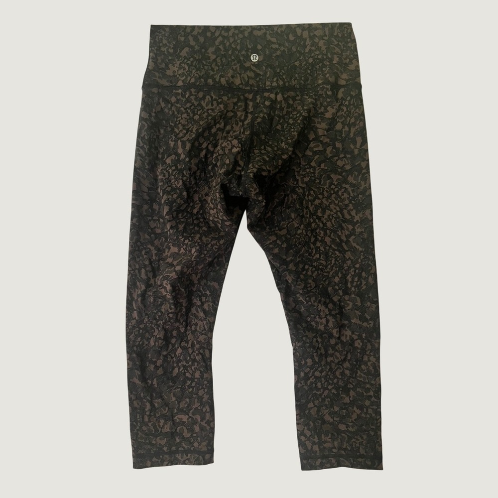 Lululemon Wunder Under Crop Brown Black Abstract Animal Print Size 10